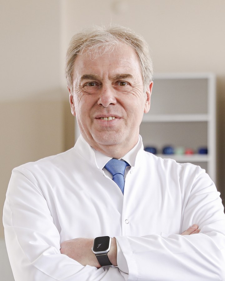 Prof. Dr. Vural Kavuncu